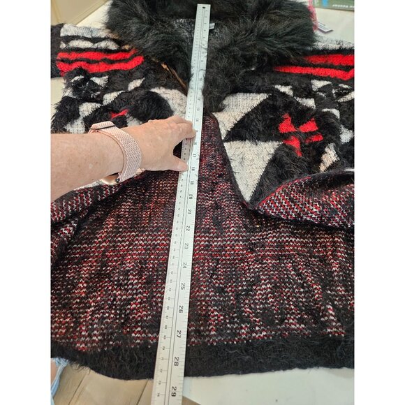 BCBGMAXAZRIA Faux Fur Trim Cardigan Sweater Large Black/Red Aztec Tribal Boho - Picture 10 of 12